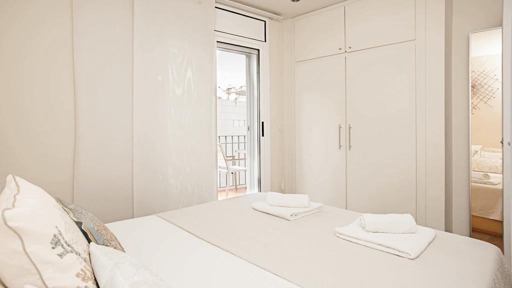 Beach Penthouse Сіджас Екстер'єр фото